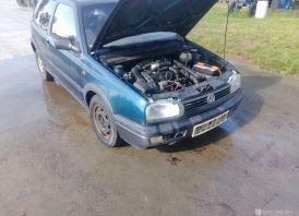 Parduodu dalimis wv sharan 99m 81kw