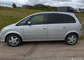 PARUODU OPEL MERIVA su papildomais ratais