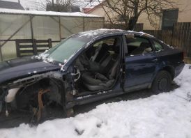 Passat B5 dalimis arba visas nebrangiai 