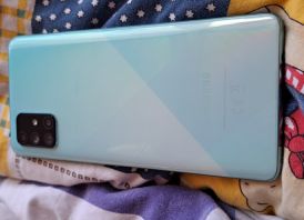 Samsung A71 