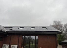 Saulės elektrinių ir elektromobilių stotelių 