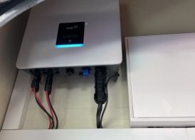 Saulės elektrinių ir elektromobilių stotelių 