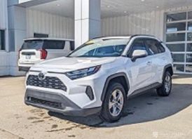 Selling my 2023 toyota rav4 xle awd