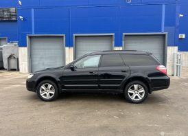 Subaru Outback 2.5 b/d dujos