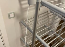 SULANKSTOMA ELEKTRINĖ DRABUŽIŲ STOVAS INDRYER