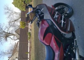 Suzuki RF 600R