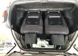 Toyota Avensis Verso 2004 metu 2,0 85 kw 