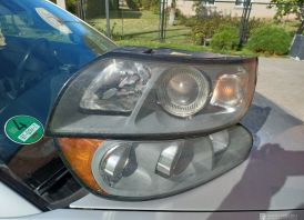 Volvo v50 priekines faros