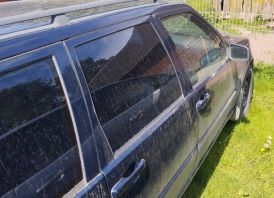 Volvo V70 