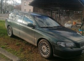 Volvo v70