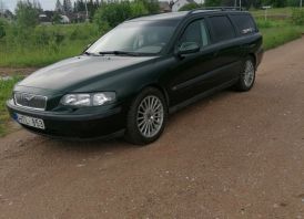 Volvo v70