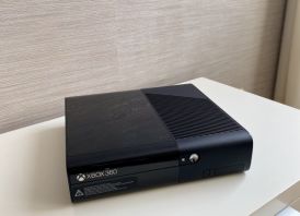 Xbox 360 E, Black, 250GB su pulteliu.